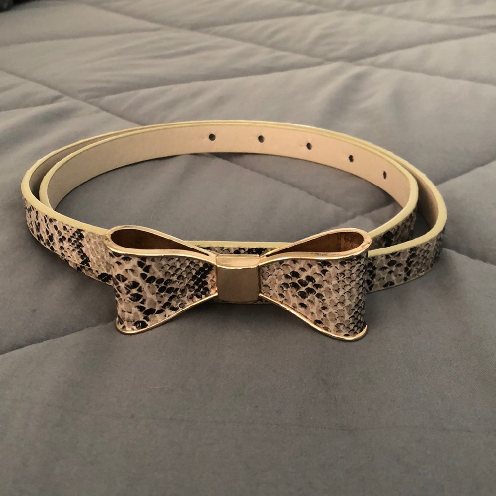Snakeskin belt with bow